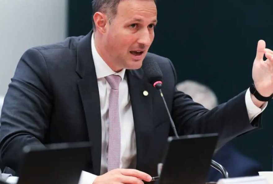 deputado-guilherme-derrite-e-nomeado-relator-do-projeto-antifaccao-por-motta deputado-guilherme-derrite-e-nomeado-relator-do-projeto-antifaccao-por-motta