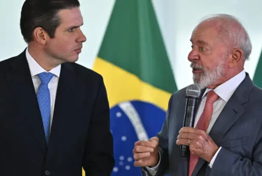 deputado-hugo-motta-busca-recompor-espacos-do-centrao-apos-cortes-de-cargos-no-governo