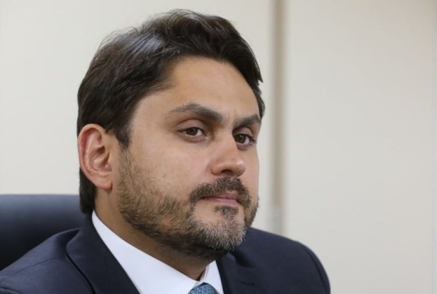deputado-juscelino-filho-emprega-tio-em-seu-gabinete-na-camara-dos-deputados