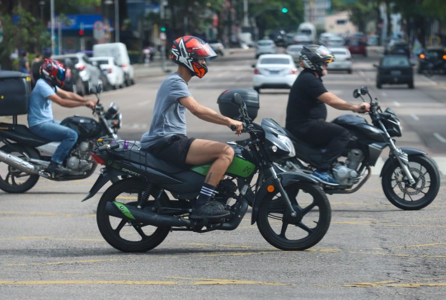 deputados-aprovam-isencao-de-ipva-para-motos-ate-170-cilindradas-no-parana