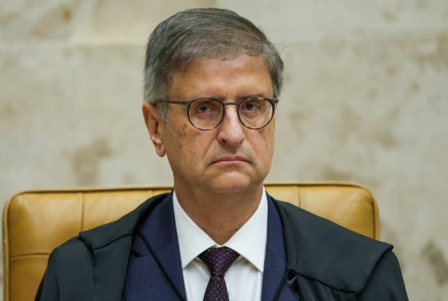 deputados-de-oposicao-pedem-demissao-de-gonet-da-pgr-por-omissao deputados-de-oposicao-pedem-demissao-de-gonet-da-pgr-por-omissao