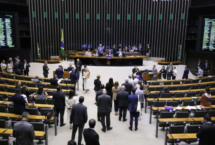 deputados-firmam-acordo-de-distribuicao-das-presidencias-das-comissoes-tematicas-da-camara-dos-deputados