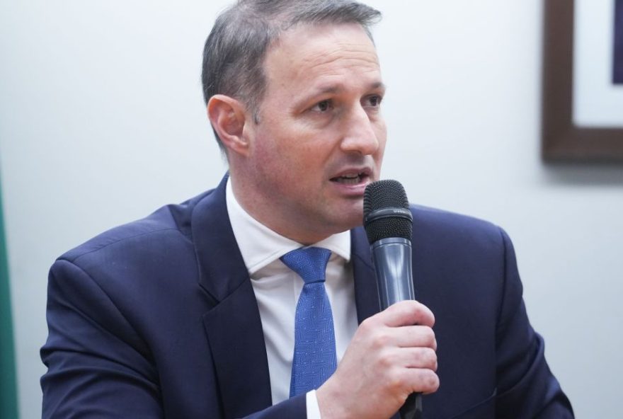 derrite-apresenta-quinta-versao-do-pl-antifaccao-com-alteracoes-para-contemplar-receita-federal