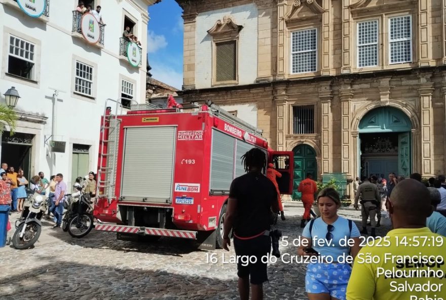 desabamento-na-igreja-de-sao-francisco-de-assis-em-salvador3A-o-que-se-sabe-ate-agora