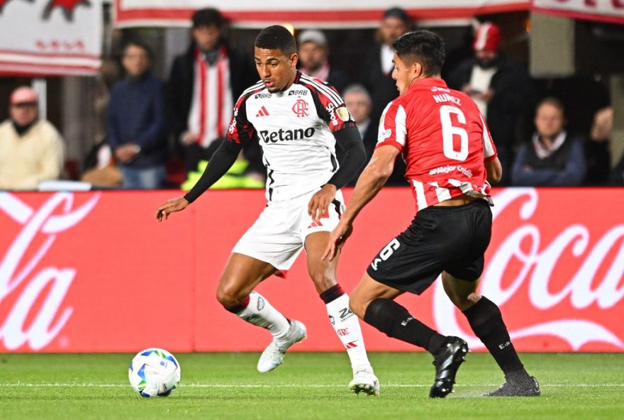 desafio-de-samuel-lino-no-flamengo3A-retomar-o-protagonismo-contra-o-corinthians