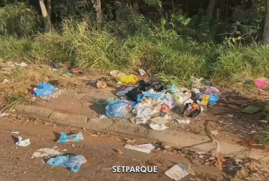 descarte-irregular-de-lixo-em-rio-preto-gera-preocupacao3A-prefeitura-promete-intensificar-limpeza-das-areas-afetadas.-denuncie