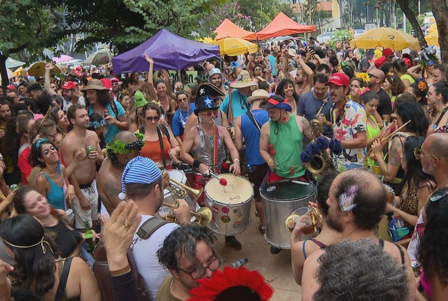 descubra-a-programacao-de-bloquinhos-do-carnaval-2025-em-brasilia3A-diversao-garantida