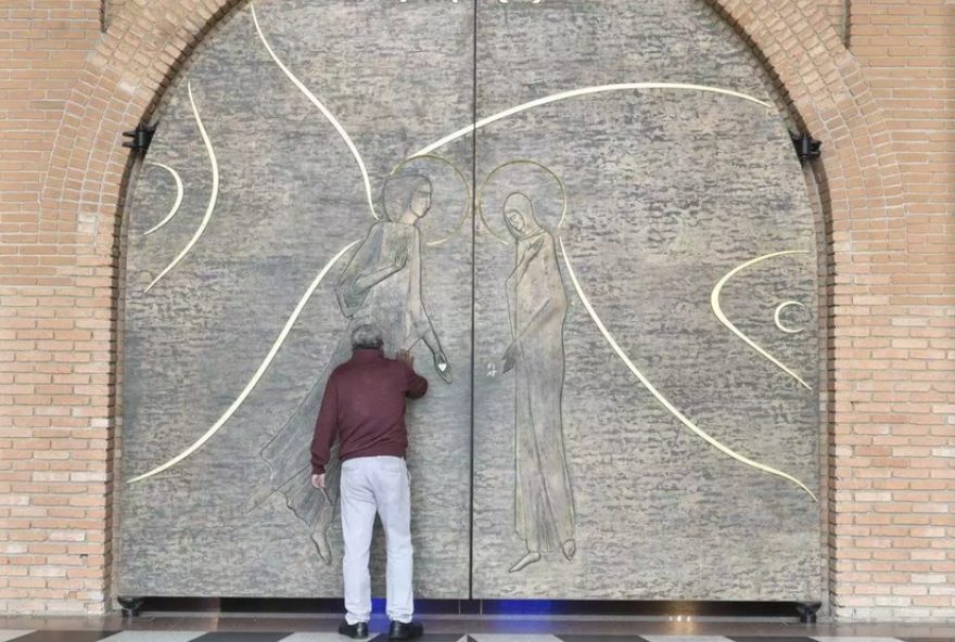 descubra-o-significado-das-portas-santas-na-fe-catolica3A-acesso-a-deus-e-perdao-dos-pecados descubra-o-significado-das-portas-santas-na-fe-catolica3A-acesso-a-deus-e-perdao-dos-pecados