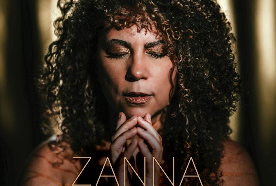 descubra-os-albuns-de-zanna2C-elisa-de-sena2C-helena-angelini-e-lion-malik-na-discoteca-virtual-10