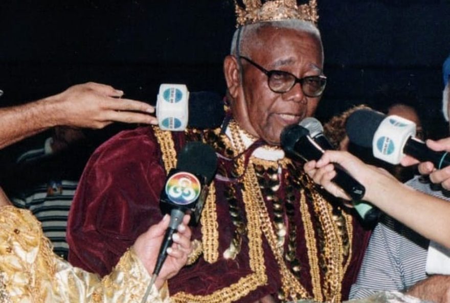 desfile-da-mangueira-traz-a-amazonia-negra-para-o-carnaval-de-20263A-mestre-sacaca-e-a-narrativa-plural-da-regiao desfile-da-mangueira-traz-a-amazonia-negra-para-o-carnaval-de-20263A-mestre-sacaca-e-a-narrativa-plural-da-regiao