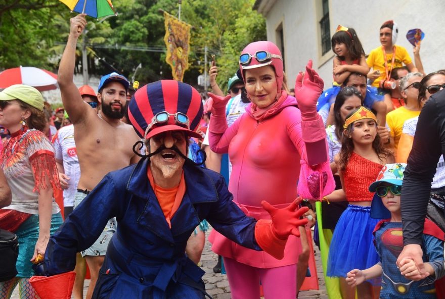 desfile-de-super-herois-e-lutadores-mascarados-em-olinda3A-diversao-e-fantasia-garantidas desfile-de-super-herois-e-lutadores-mascarados-em-olinda3A-diversao-e-fantasia-garantidas