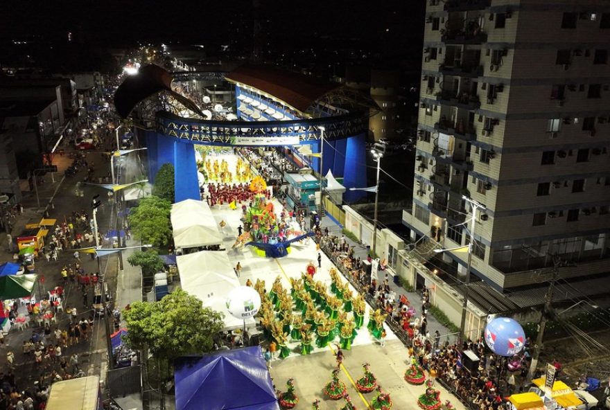 desfiles-das-escolas-de-samba-de-belem3A-saiba-como-foi-a-primeira-noite-do-carnaval-2025