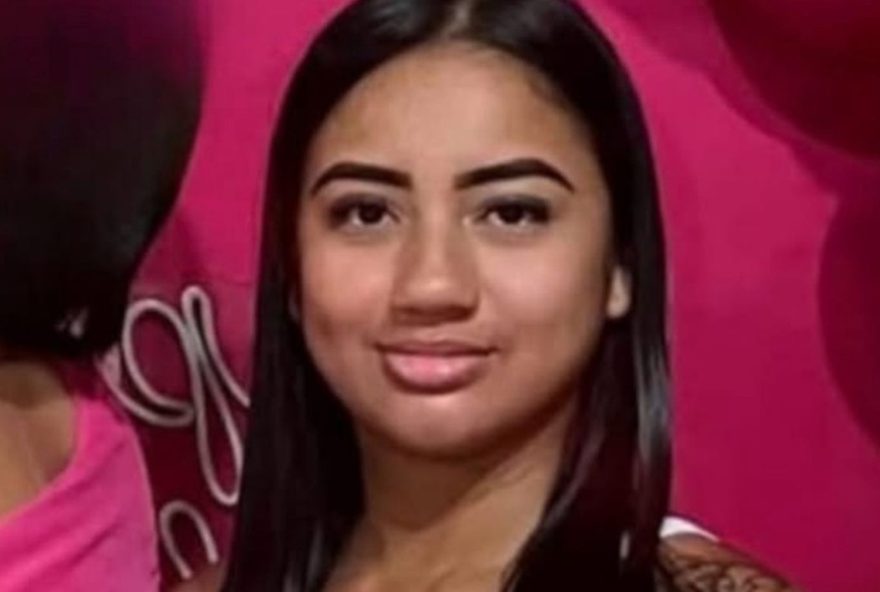 designer-de-sobrancelhas-encontrada-morta-em-manaus3A-namorado-e-suspeito.-o-corpo-de-fabiane-foi-achado-pelo-filho-de-apenas-6-anos