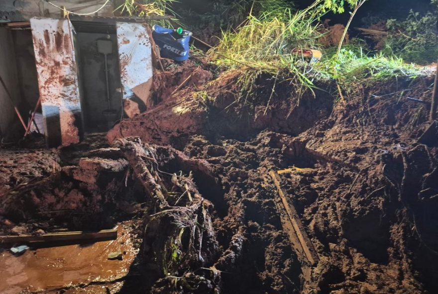 deslizamento-de-terra-em-taubate3A-tres-vitimas-fatais-e-um-sobrevivente-resgatado-saiba-mais-sobre-o-tragico-incidente-e-as-operacoes-de-busca