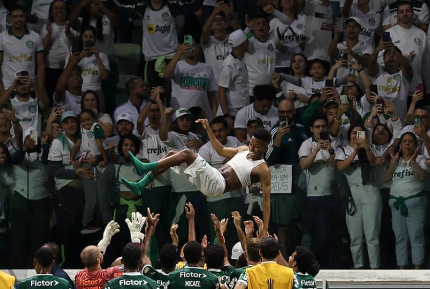 despedida-emocionante-de-estevao-do-allianz-parque3A-golaco2C-lagrimas-e-gratidao