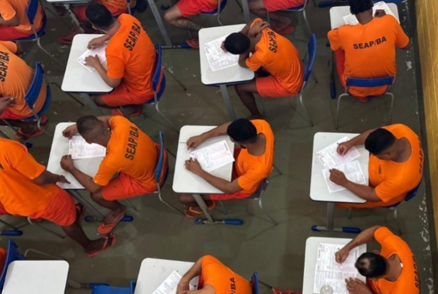 detento-do-presidio-na-bahia-conquista-880-pontos-no-enem-ppl-no-conjunto-penal-de-barreiras detento-do-presidio-na-bahia-conquista-880-pontos-no-enem-ppl-no-conjunto-penal-de-barreiras