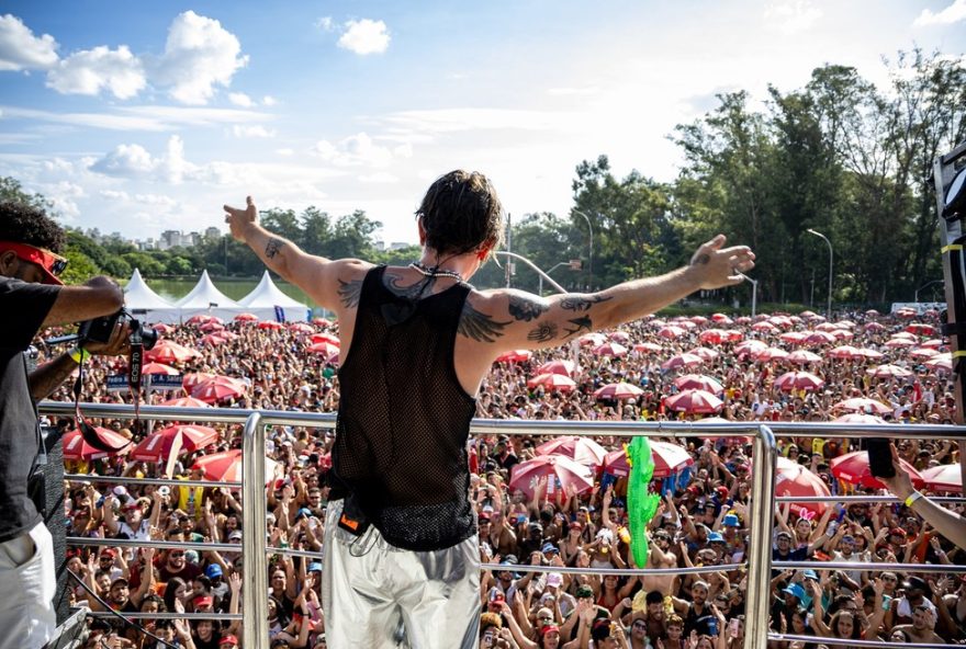 di-ferrero-estreia-bloco-de-rock-no-carnaval-de-rua-de-sao-paulo