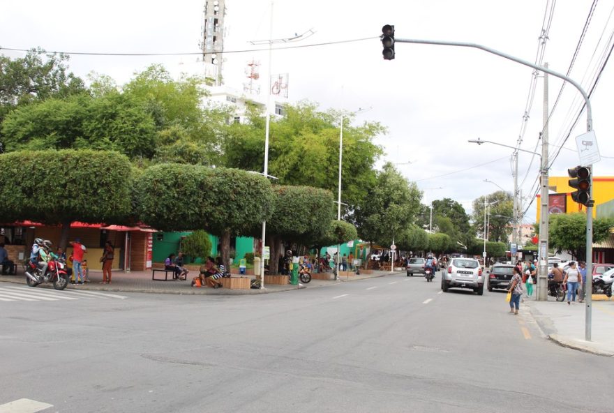 dia-da-proclamacao-da-republica-em-petrolina3A-o-que-abre-e-fecha-na-cidade-neste-sabado.-confira