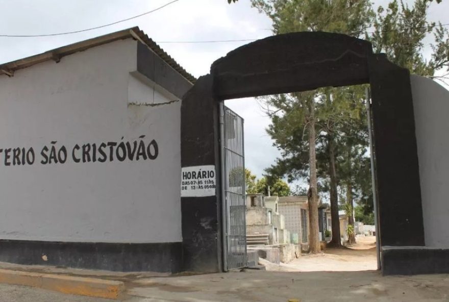 dia-de-finados-em-garanhuns3A-celebracoes-religiosas-e-horario-especial-nos-cemiterios