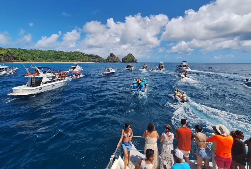 dia-de-sao-pedro-em-fernando-de-noronha3A-celebracao-dedicada-ao-padroeiro-dos-pescadores