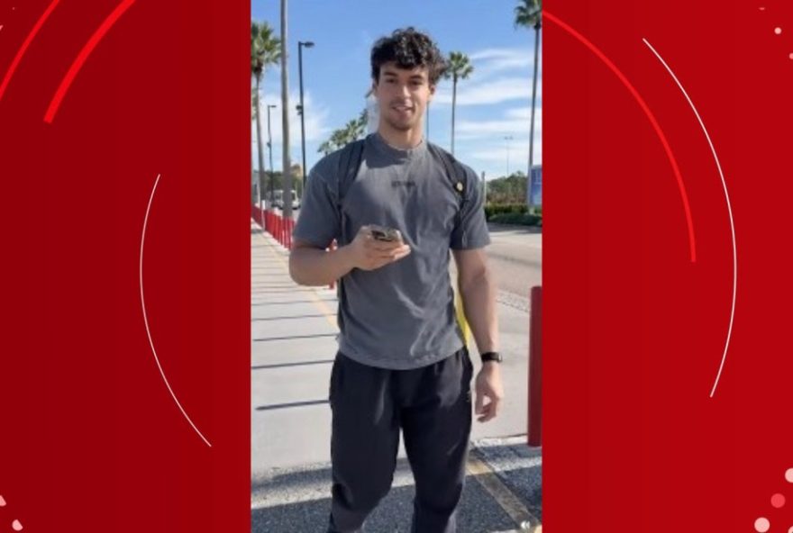 dicas-de-economia3A-filho-de-xanddy-e-carla-perez-mostra-como-curtir-a-disney-sem-gastar-muito dicas-de-economia3A-filho-de-xanddy-e-carla-perez-mostra-como-curtir-a-disney-sem-gastar-muito