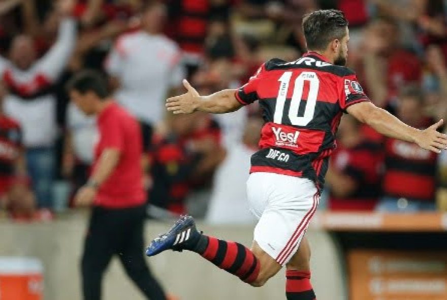 diego-brilhou-na-estreia-do-flamengo-na-libertadores-1489026813926_615x300