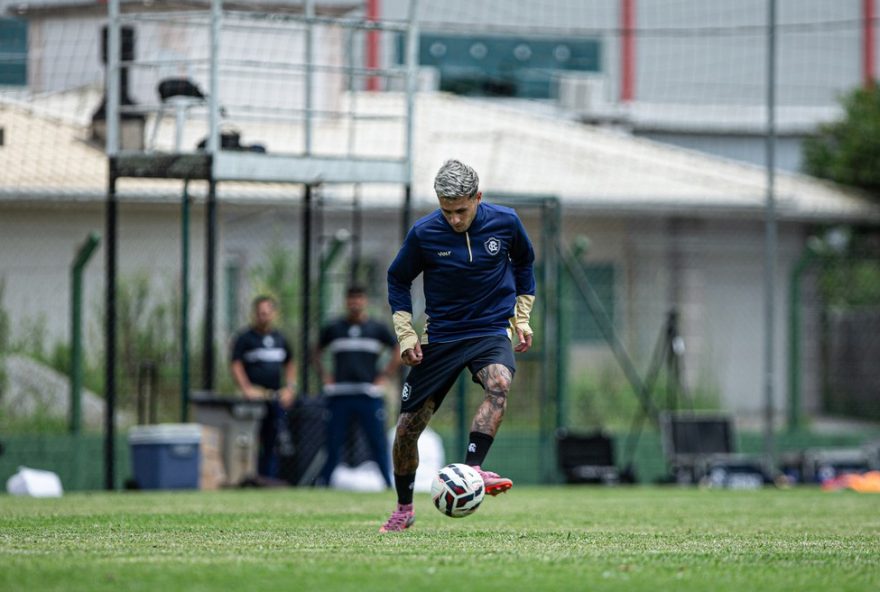 diego-hernandez-avalia-volta-ao-remo-e-destaca-jogo-dificil-contra-avai