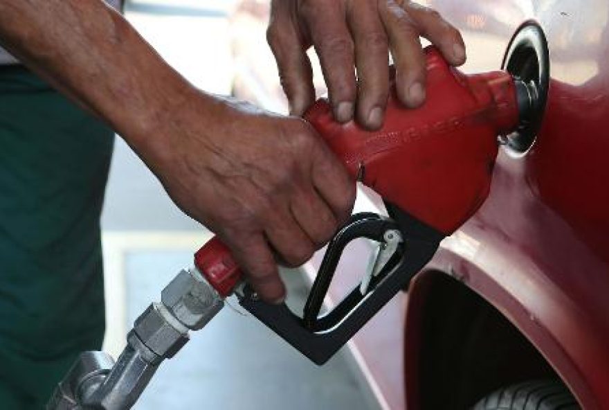 diesel-tem-queda-de-272C425-na-petrobras2C-mas-consumidor-nao-e-beneficiado