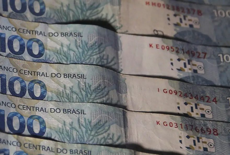 Rendimentos creditados nas contas somam R$ 4,9 bilhões