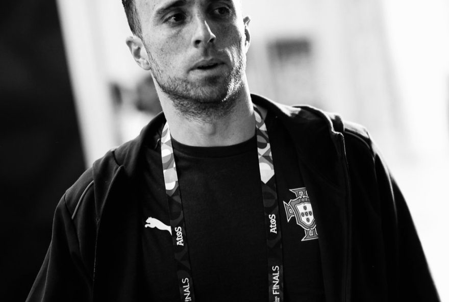 diogo-jota-passa-por-cirurgia-apos-acidente-de-carro2C-mas-esta-em-recuperacao.-acompanhe-sua-trajetoria-de-superacao-e-torca-por-sua-volta-aos-campos