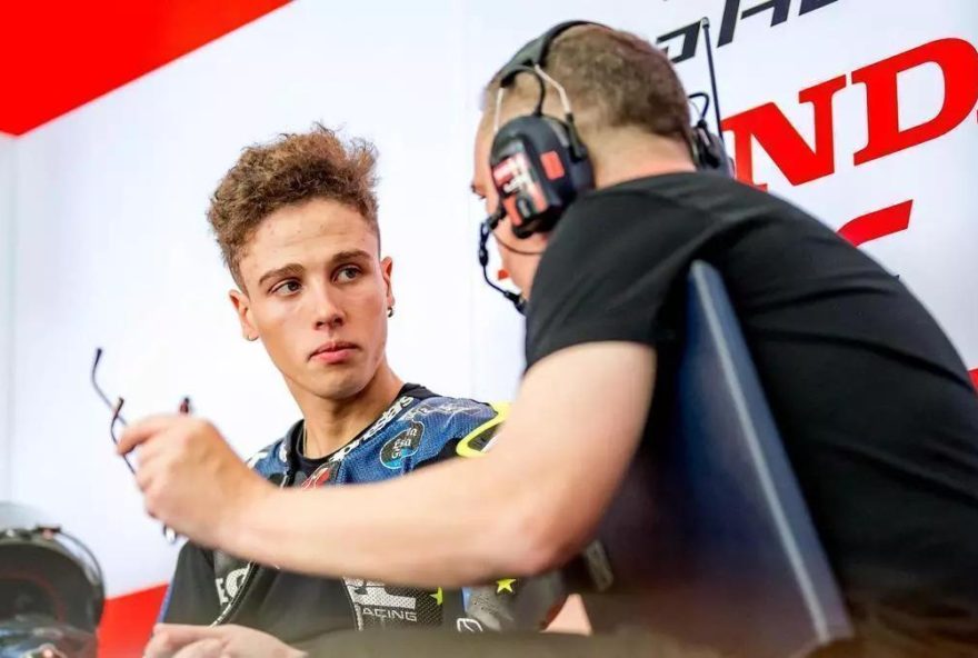 diogo-moreira2C-el-nuevo-talento-de-motogp-que-deslumbra-con-su-calma-en-la-pista diogo-moreira2C-el-nuevo-talento-de-motogp-que-deslumbra-con-su-calma-en-la-pista