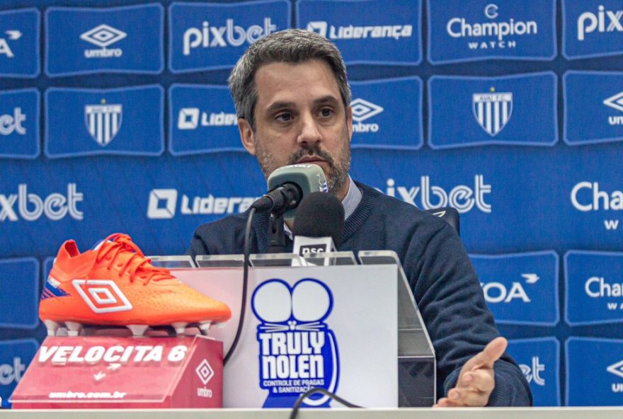 diretor-de-futebol-do-avai-proximo-de-fechar-com-o-vasco3A-entenda-os-detalhes