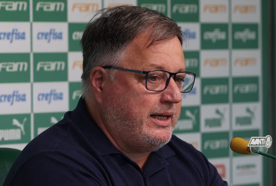 diretor-do-palmeiras-critica-declaracoes-de-filipe-luis-e-jose-boto-do-flamengo3A-pressao-precisa-acabar