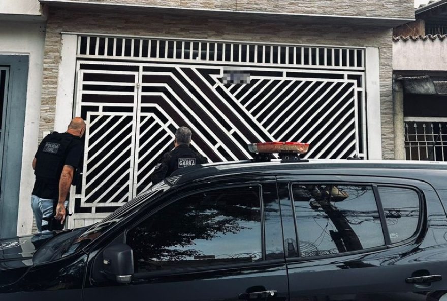 diretora-de-escola-do-rs-cai-em-golpe-de-r24-144-mil-se-passando-por-funcionarios-do-google3A-advogada-suspeita-em-fuga diretora-de-escola-do-rs-cai-em-golpe-de-r24-144-mil-se-passando-por-funcionarios-do-google3A-advogada-suspeita-em-fuga