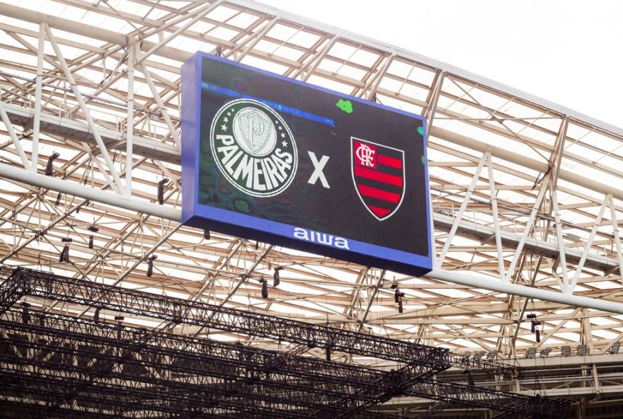 disputa-acirrada3A-palmeiras-e-flamengo-brigam-pelos-titulos-do-brasileirao-e-libertadores-2025