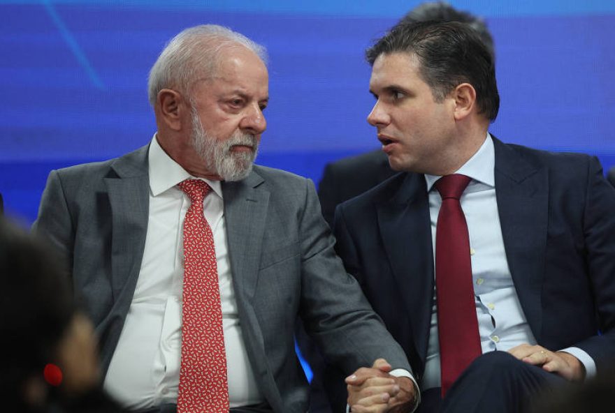 disputa-pelo-comando-da-camara-em-2027-leva-motta-a-se-reaproximar-de-lula disputa-pelo-comando-da-camara-em-2027-leva-motta-a-se-reaproximar-de-lula