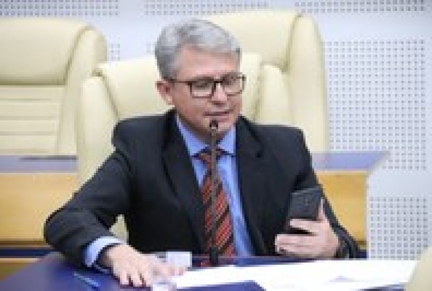 disque-down3A-canal-de-denuncias-de-maus-tratos-aos-portadores-da-sindrome-de-down