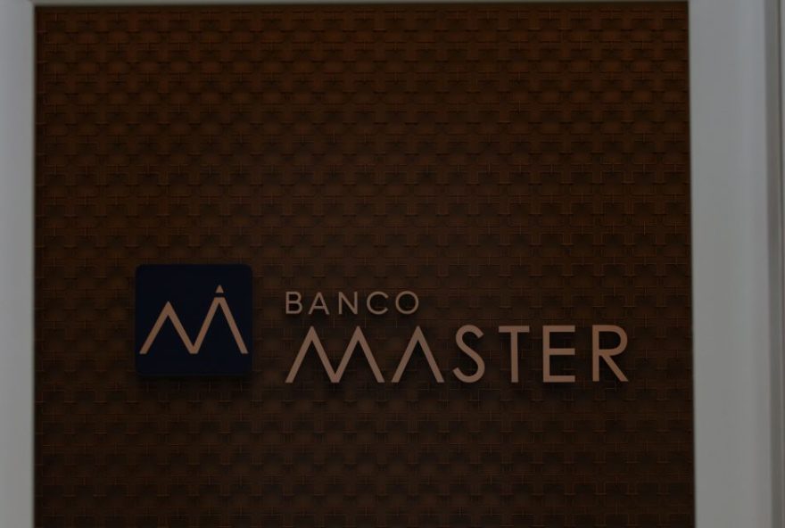 dois-alvos-de-operacao-em-esquema-do-banco-master-sao-soltos