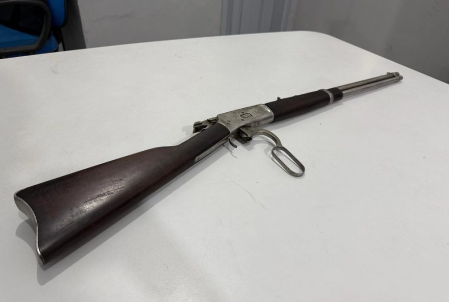 dois-homens-presos-por-posse-irregular-de-armas-no-maranhao3A-operacao-da-pcma-resulta-em-apreensao-de-arsenal