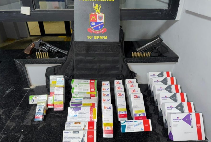 dois-homens-presos-por-roubo-em-farmacia-da-zona-sul-de-sp dois-homens-presos-por-roubo-em-farmacia-da-zona-sul-de-sp