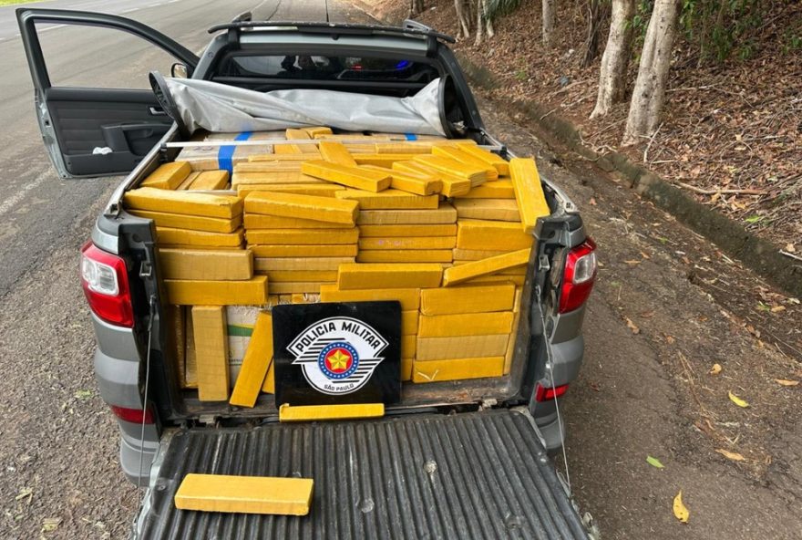 dois-homens-sao-detidos-com-mais-de-700kg-de-maconha-em-rinopolis3A-apreensao-durante-operacao-impacto