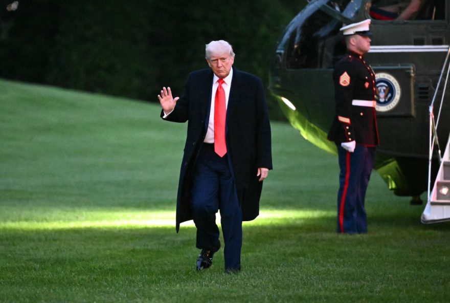 donald-trump-amplia-prazo-para-tarifas-de-5025-sobre-a-uniao-europeia-ate-9-de-julho