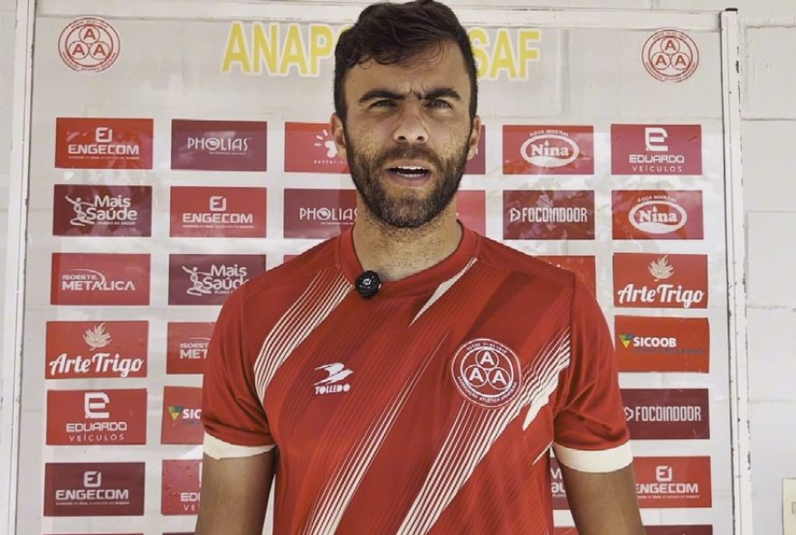 donato-destaca-campanha-da-anapolina-em-retorno-a-semifinal-do-goianao donato-destaca-campanha-da-anapolina-em-retorno-a-semifinal-do-goianao