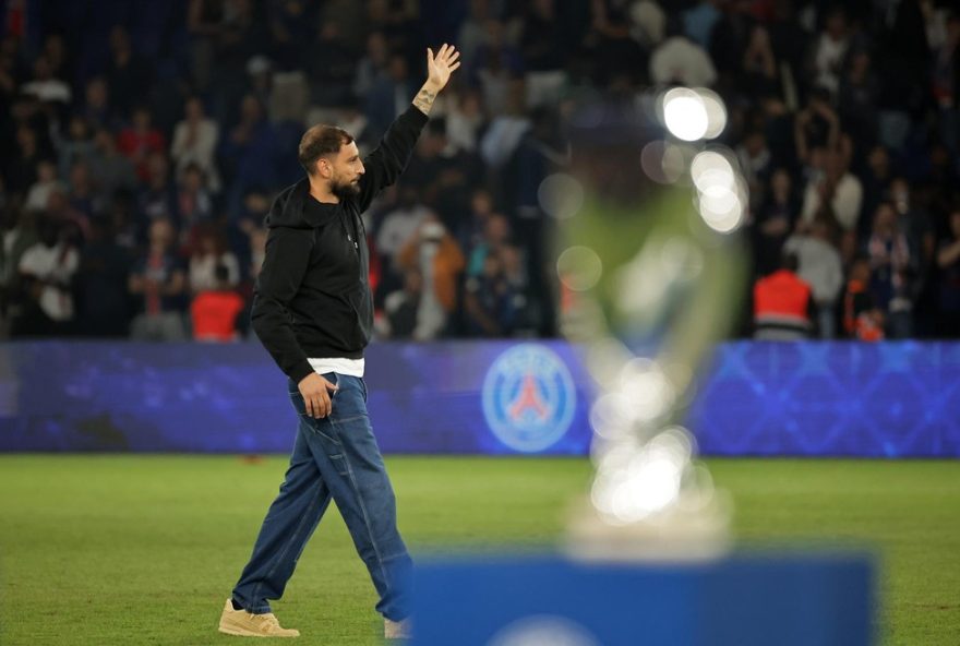 donnarumma-se-despede-emocionado-do-psg-com-cerimonia-improvisada
