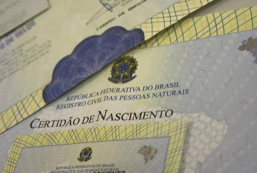 dono-de-cartorio-em-fortaleza-desvia-r24-22C6-milhoes-do-mpce3A-claudio-martins-e-denunciado-por-peculato-e-pode-perder-o-cargo