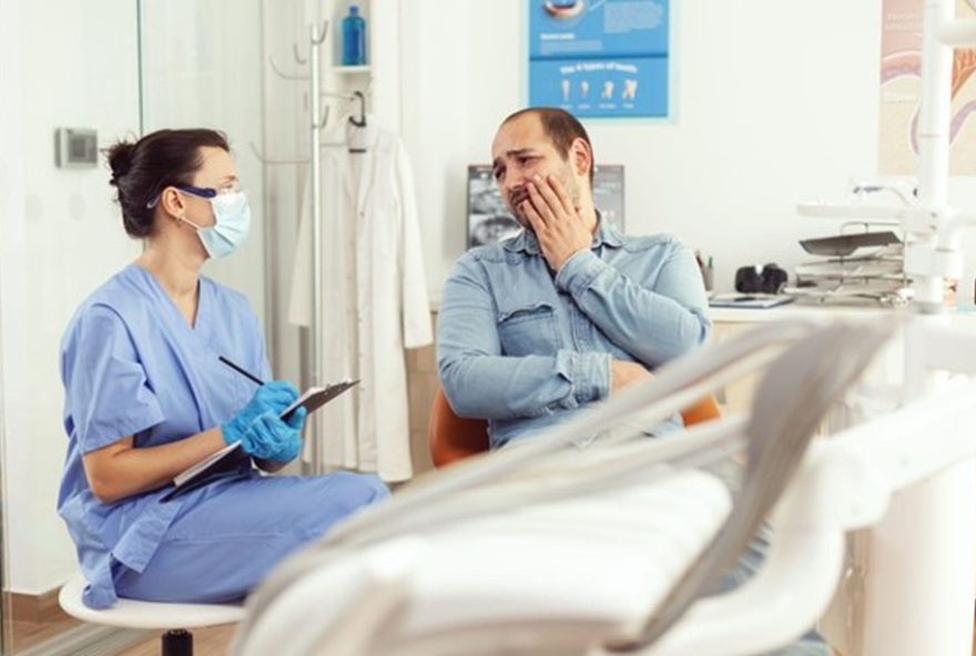 dor-de-dente3A-como-um-dentista-24-horas-pode-ser-a-sua-salvacao