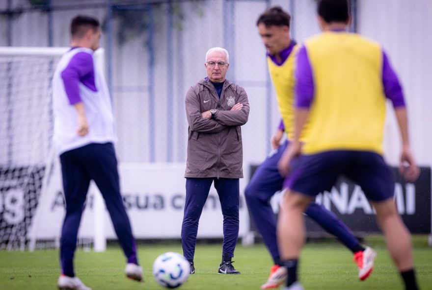 dorival-jr.-divide-elenco-do-corinthians-para-ajustes-antes-de-duelo-com-gremio