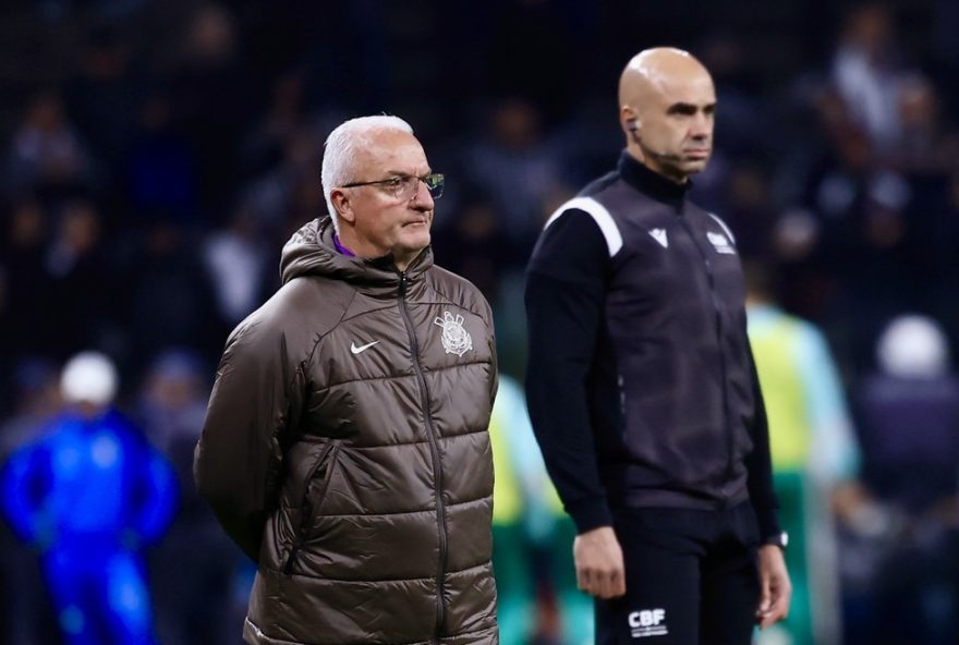 dorival-junior-destaca-equilibrio-no-derbi-e-lamenta-polemicas-com-memphis3A-22desgastante22