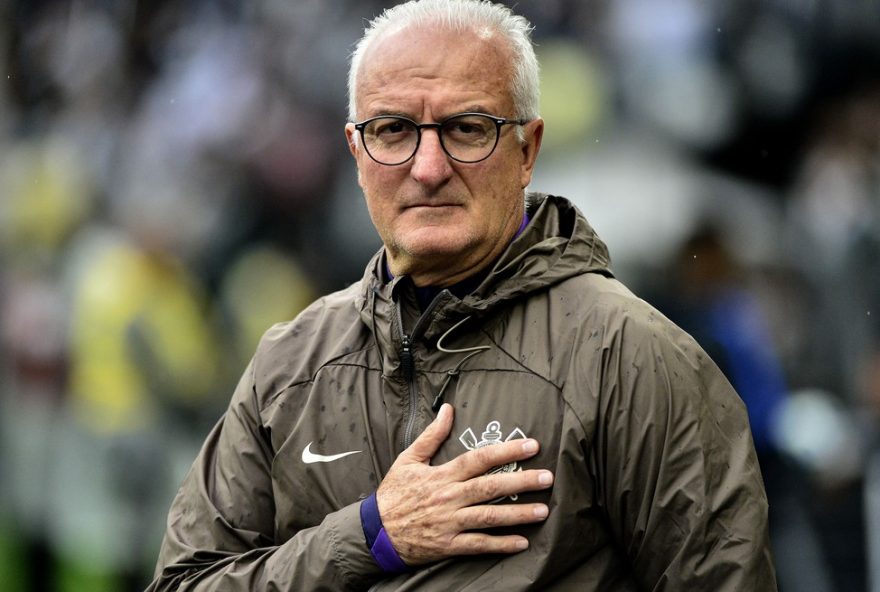 dorival-junior-elogia-desempenho-do-de-na-vitoria-sobre-o-gremio-e-mira-vaga-no-g-7