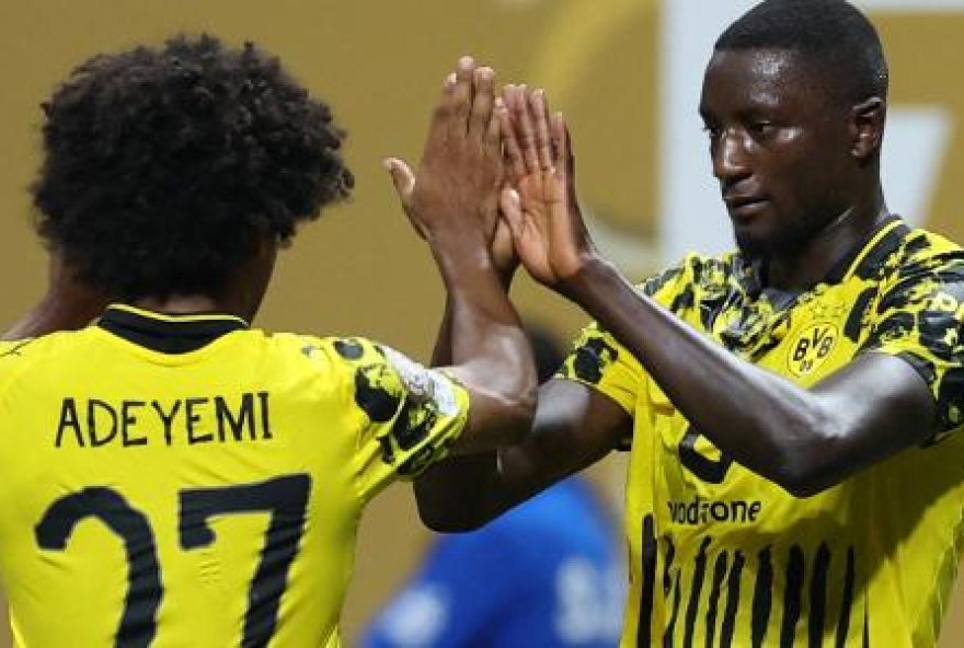 dortmund-garante-vitoria-sobre-monterrey-e-confronto-com-real-madrid
